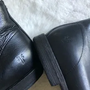 Frye Phillip Chukka Men’s Black Leather 9 Shoes Frye | Shoes | Frye Phillip Chukka Mens Black Leather 9  main image 4